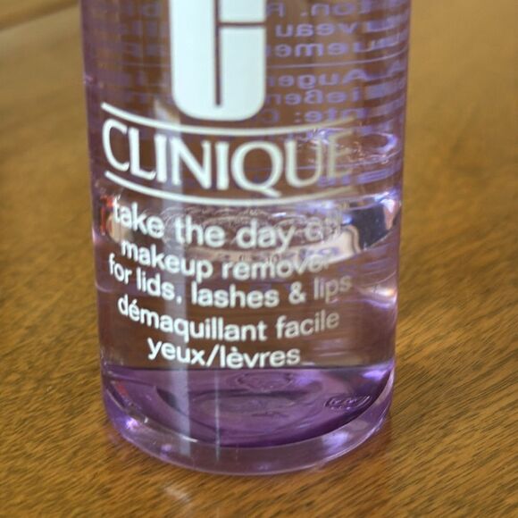 CLINIQUE “take the day off “ makeup remover x 3 - Picture 2 of 3